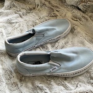 Blue vans with checkered pattern